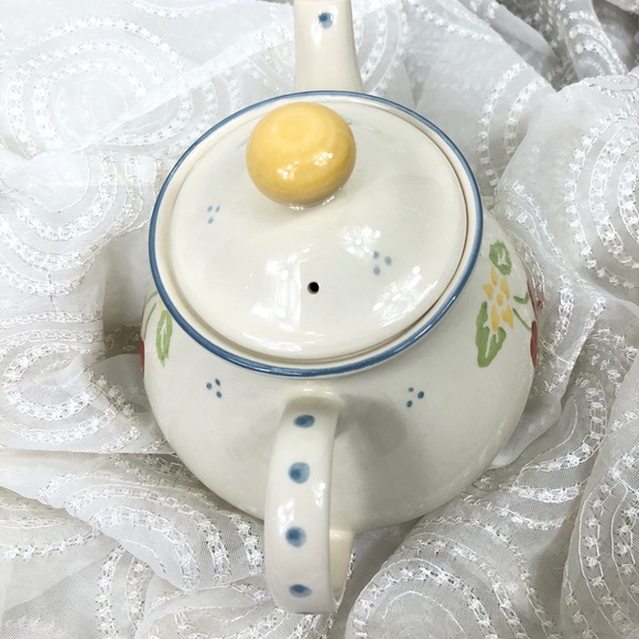 COPY - VINTAGE Laura Ashley Morello 7" Teapot - Picture 4 of 6